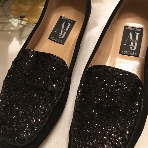 Sandals - Picture 4 of 6